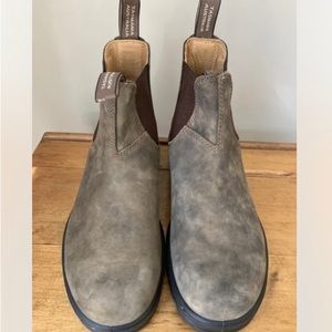 Blundstone Classics 585 Chelsea Boots Rustic Brown UK 8/US 9(M), UK 8/US 11(W)